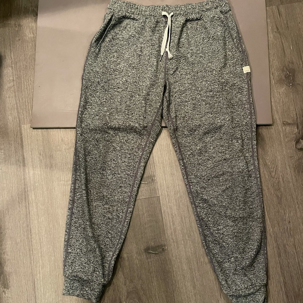 Vuori joggers heather gray am